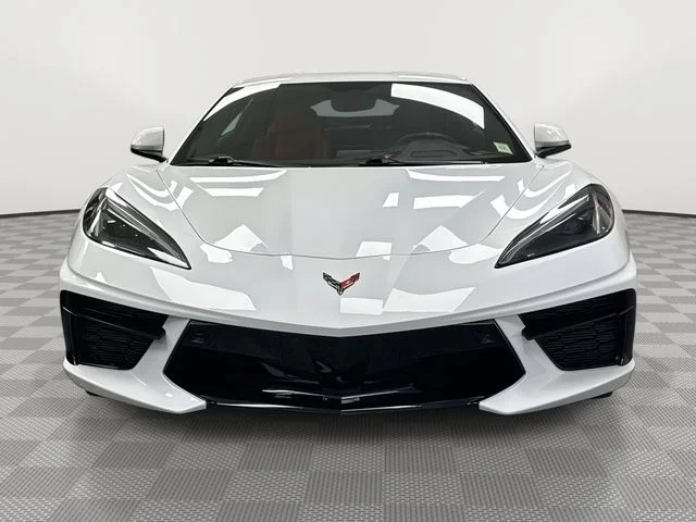 Used 2020 White Chevrolet Stingray image 2