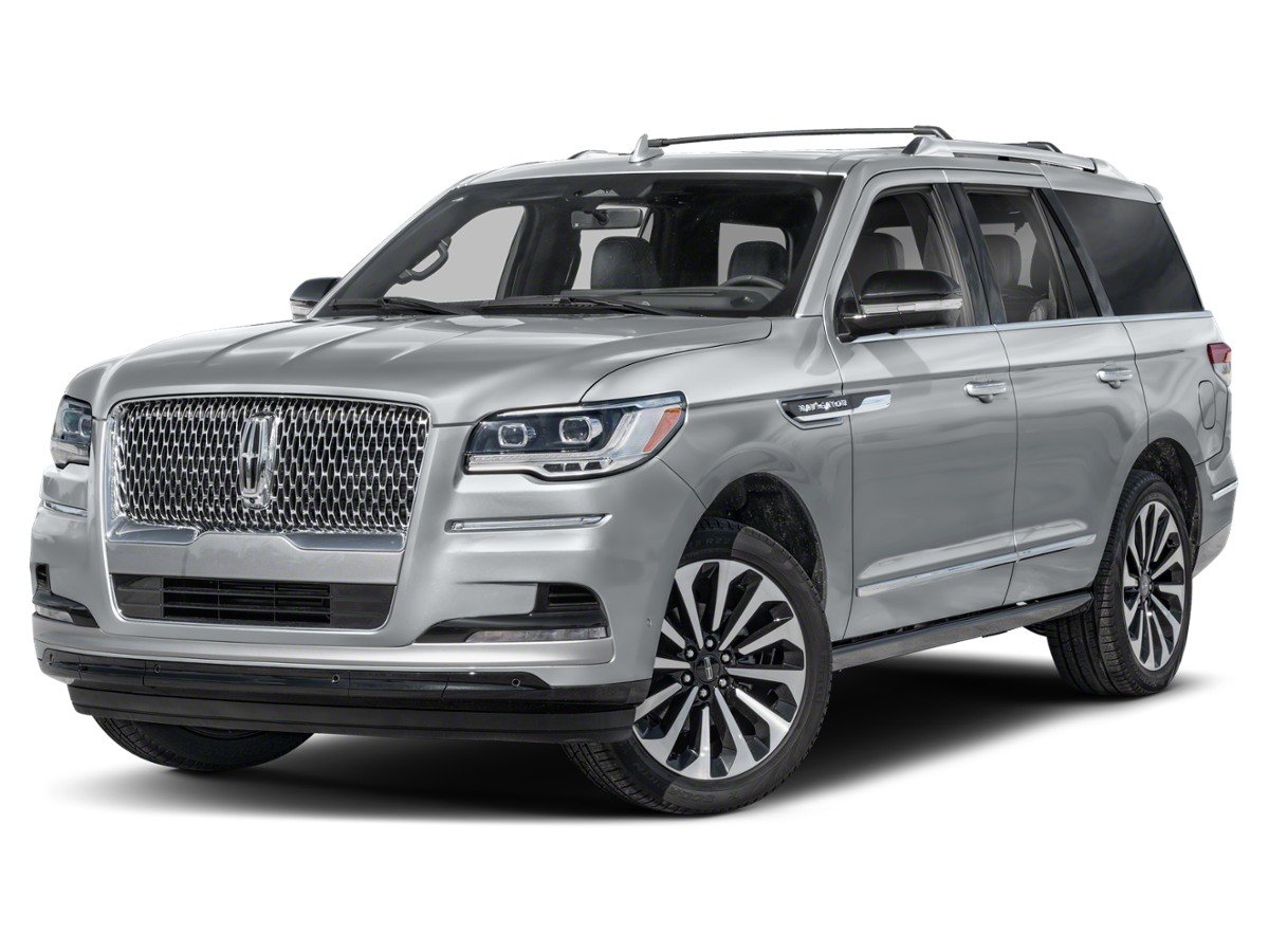 Used 2023 Black Lincoln Reserve image 1