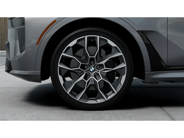 New 2027 Skyscraper Grey Metallic BMW M60i image 7