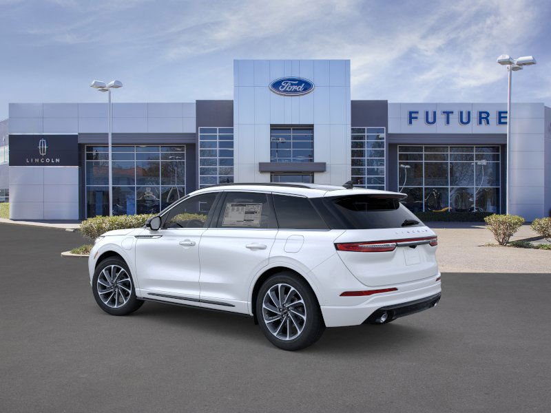 New 2025 Pristine White Lincoln Grand Touring image 32