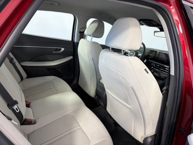 Used 2025 Red Hyundai SEL image 41