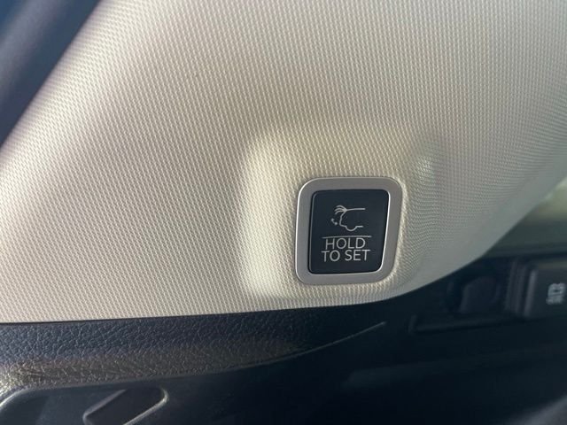 Used 2023 Black Jeep Laredo image 13