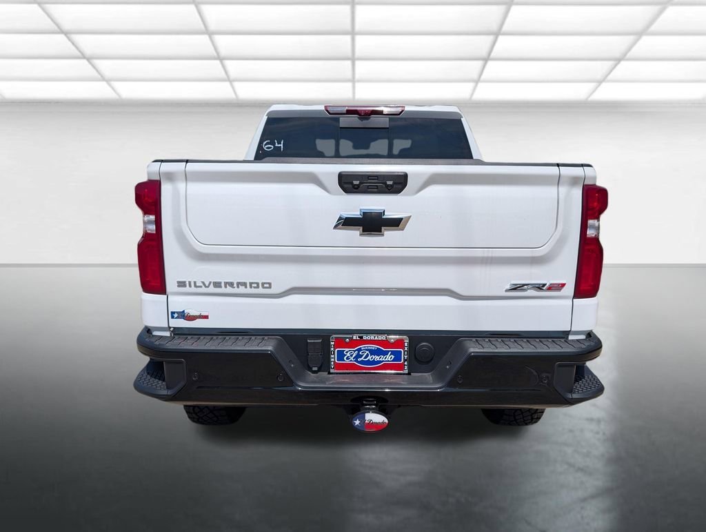 New 2026 Summit White Chevrolet ZR2 image 29