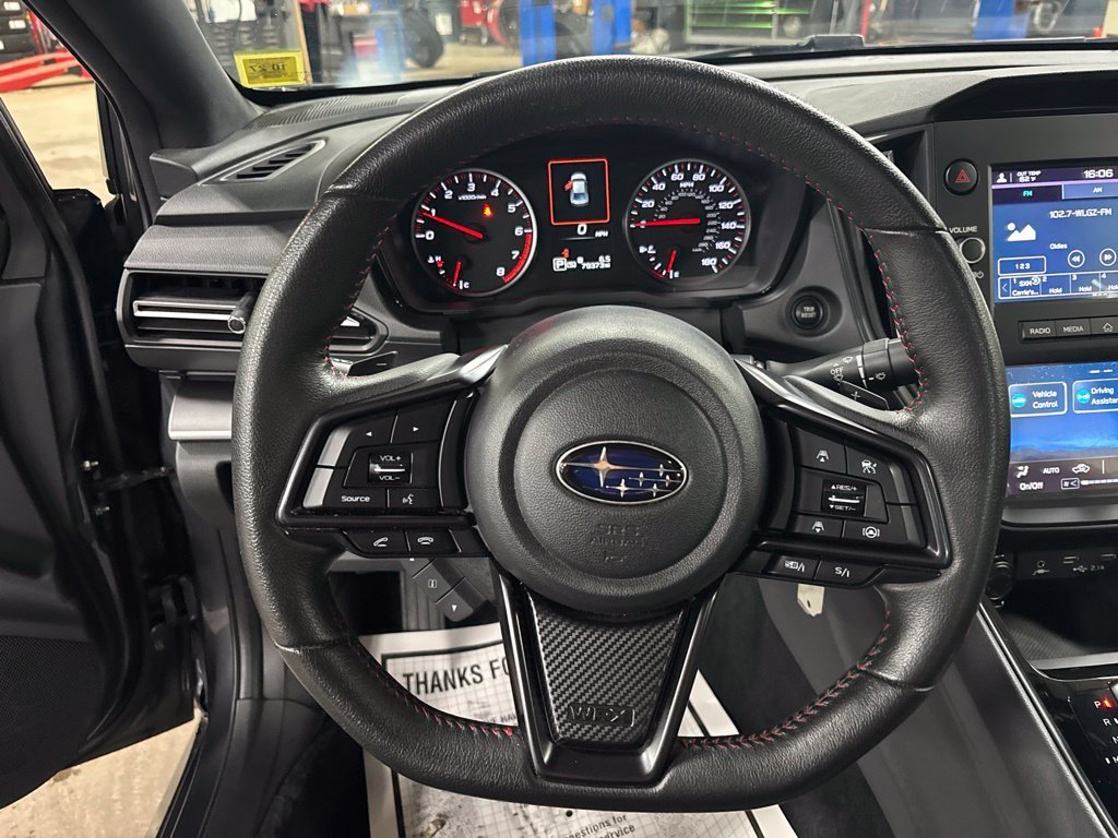 Used 2022 Gray Subaru Base image 21