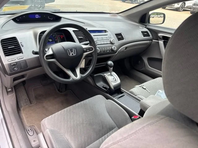 Used 2011 Silver Honda LX image 13