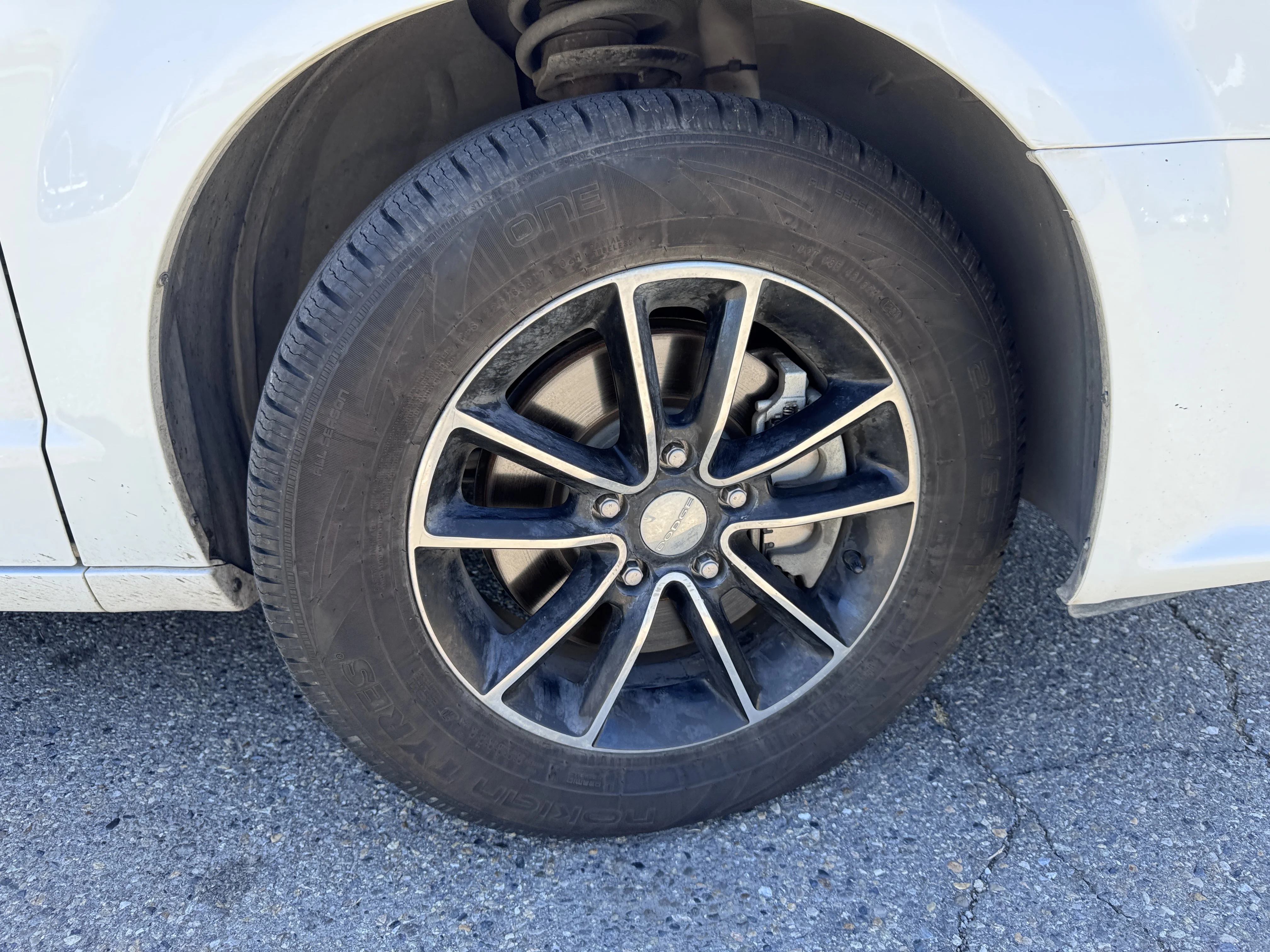 Used 2016 Bright White Clearcoat Dodge SXT Plus image 60