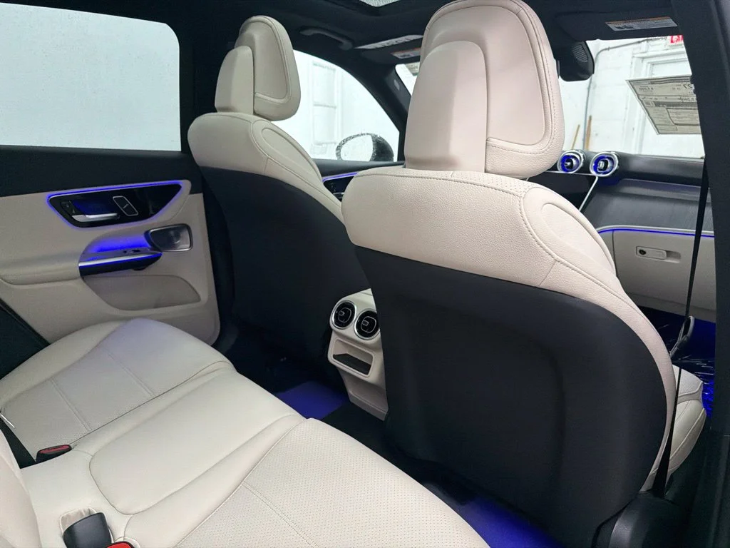 New 2027 Gray Mercedes-Benz GLC 300 image 27
