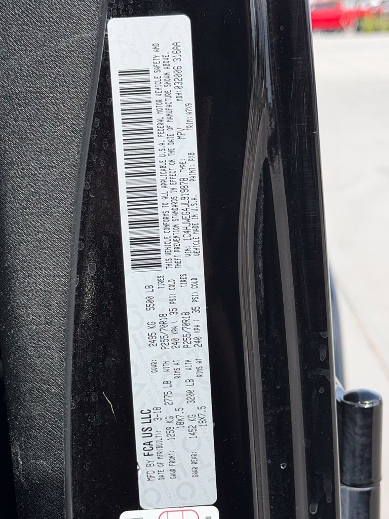 Used 2018 Black Jeep Unlimited Sahara image 22
