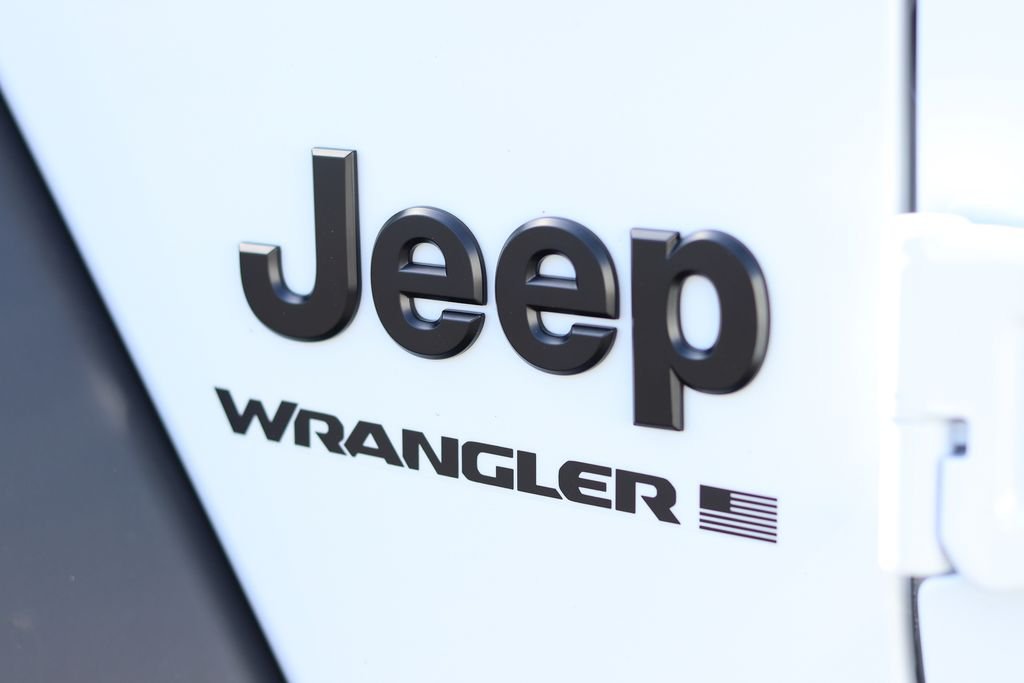 New 2026 Bright White Clear-Coat Exterior Paint Jeep Willys image 12