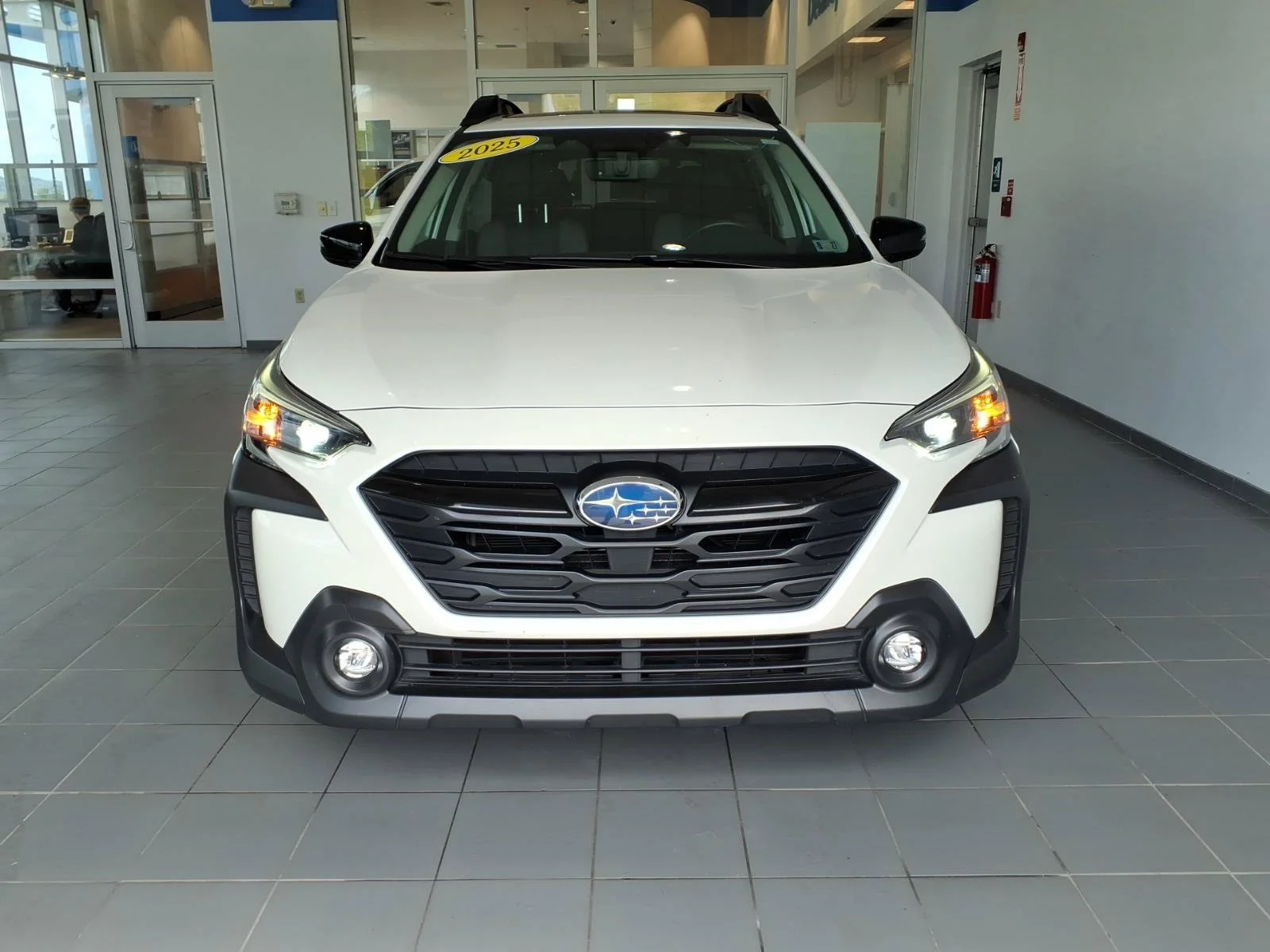 Certified Used 2025 Crystal White Pearl Subaru Onyx Edition image 2