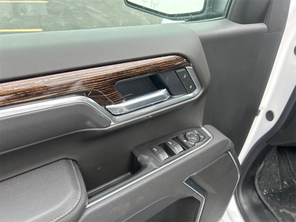 2026 GMC SIERRA - Image 13