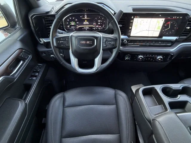 2024 GMC Sierra 1500 SLT - Photo 19