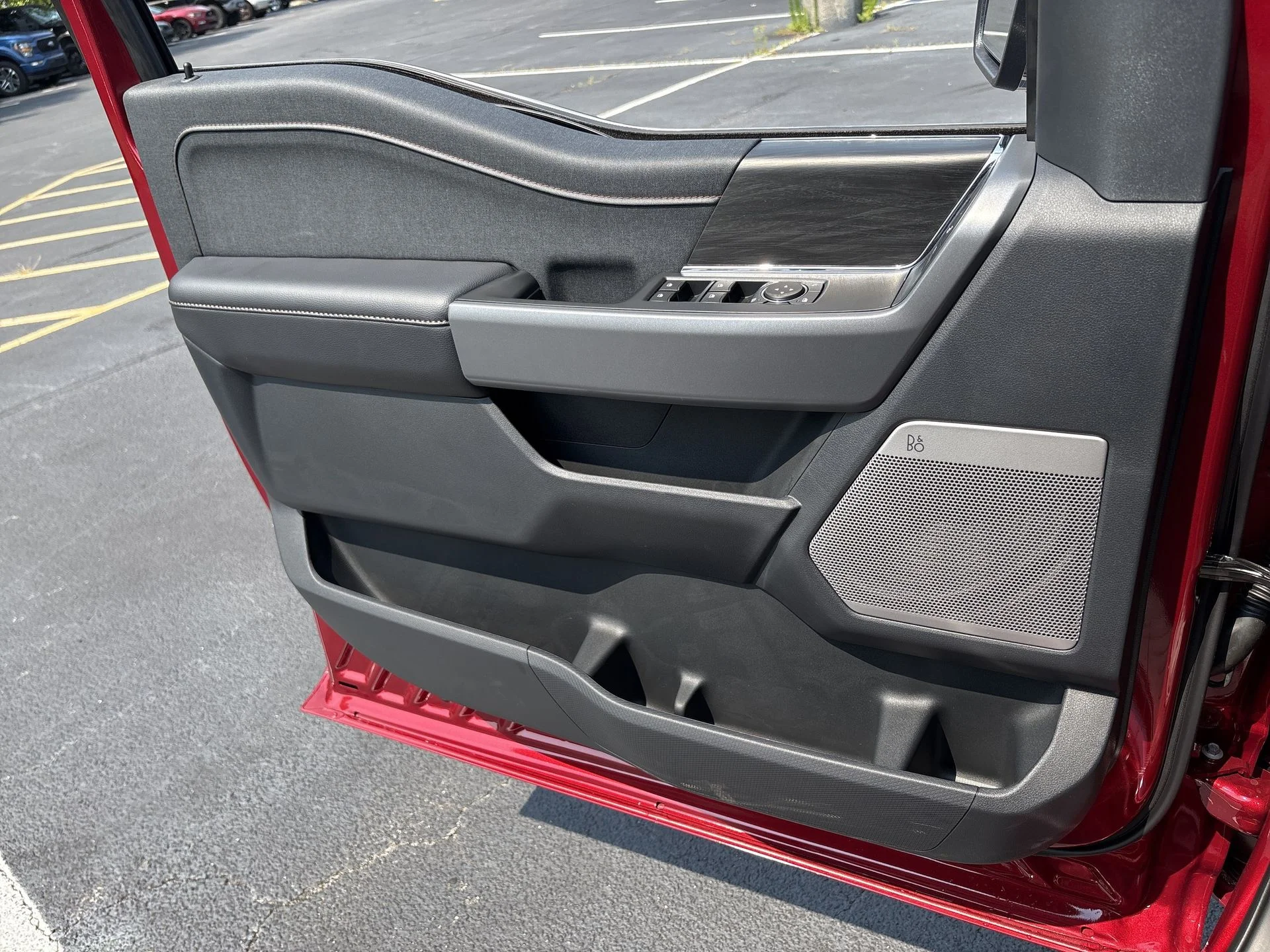 New 2026 Ruby Red Metallic Tinted Clearcoat Ford Lariat® image 16