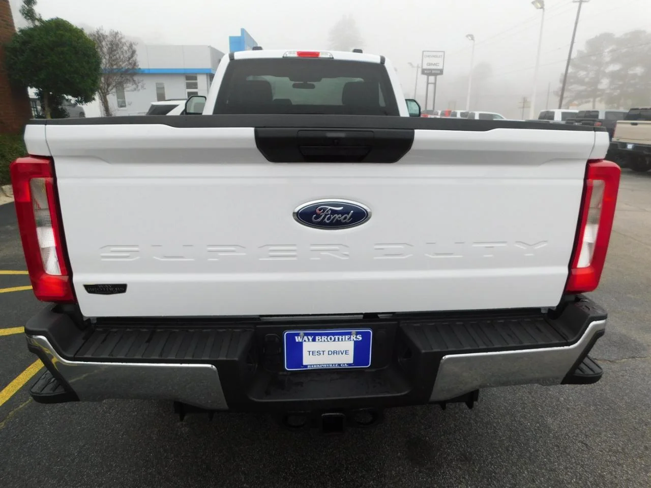 New 2026 Oxford White Ford F-350® XLT image 7