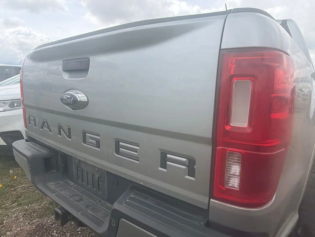 Used 2023 Silver Metallic Ford Lariat image 6