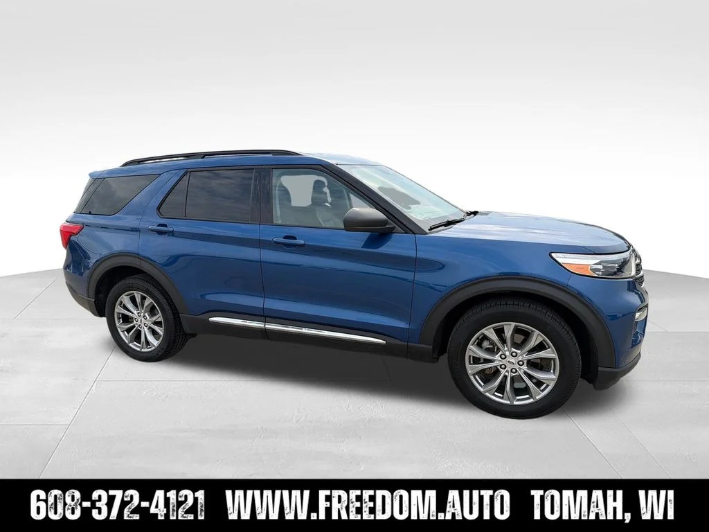 Used 2022 Blue Metallic Ford XLT image 10