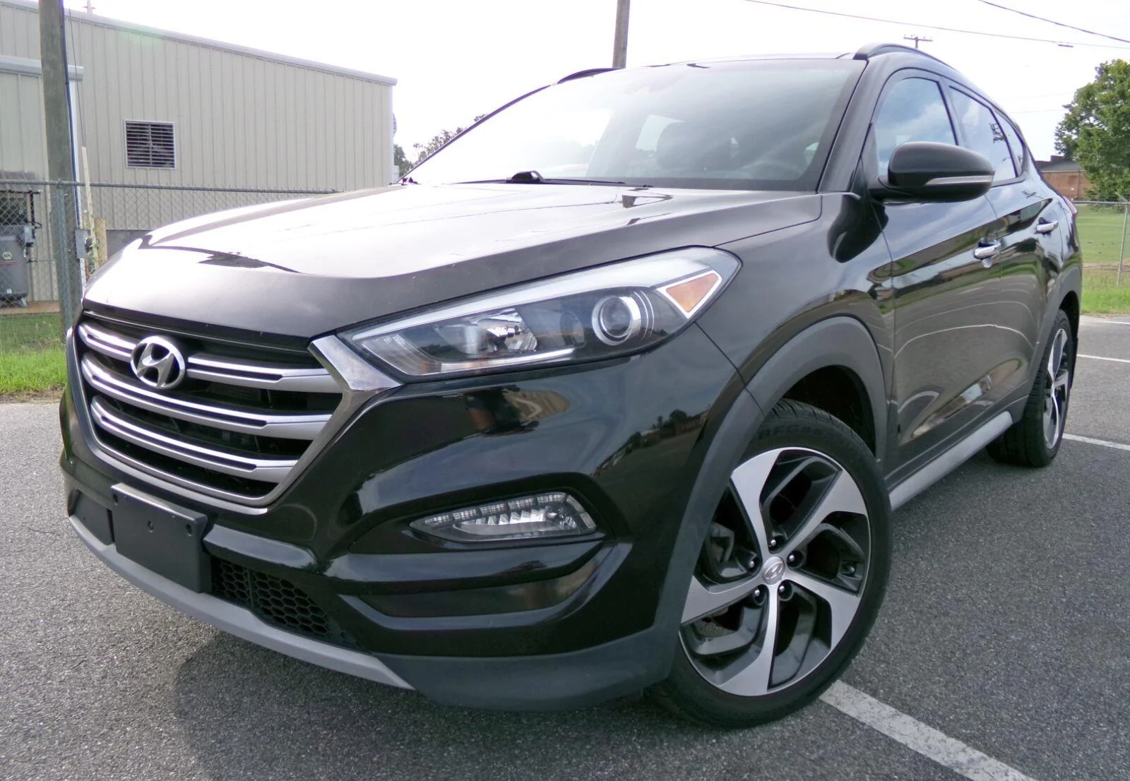 Used 2018 Black Noir Pearl Hyundai Limited image 1