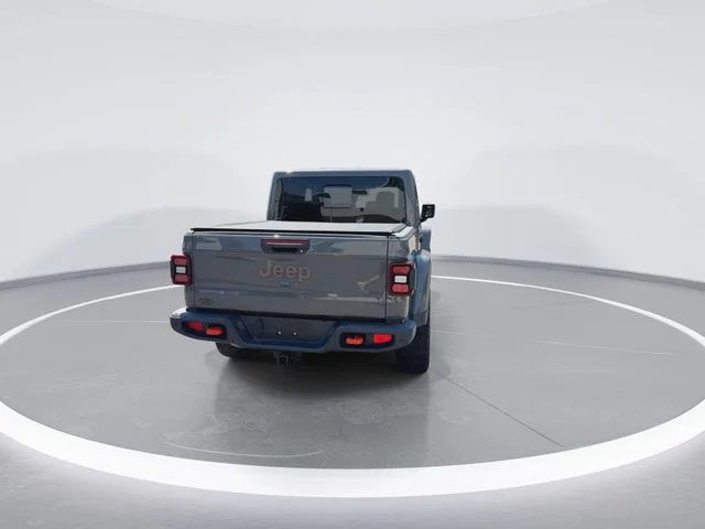 Used 2021 Gray Jeep Mojave image 8