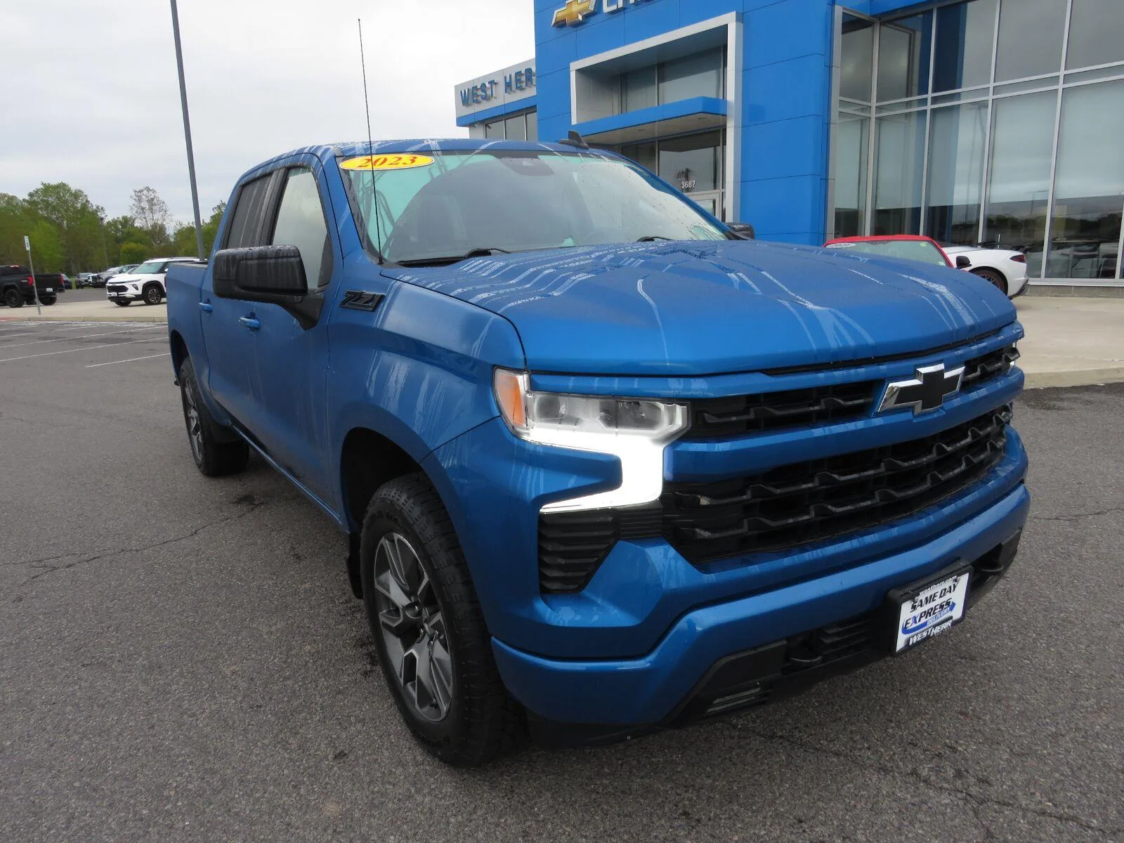 Used 2023 GLACIER BLUE METALLIC Chevrolet RST image 3