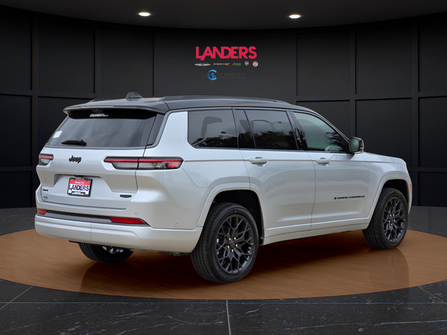 New 2026 Silver Zynith Exterior Paint Jeep Summit image 3