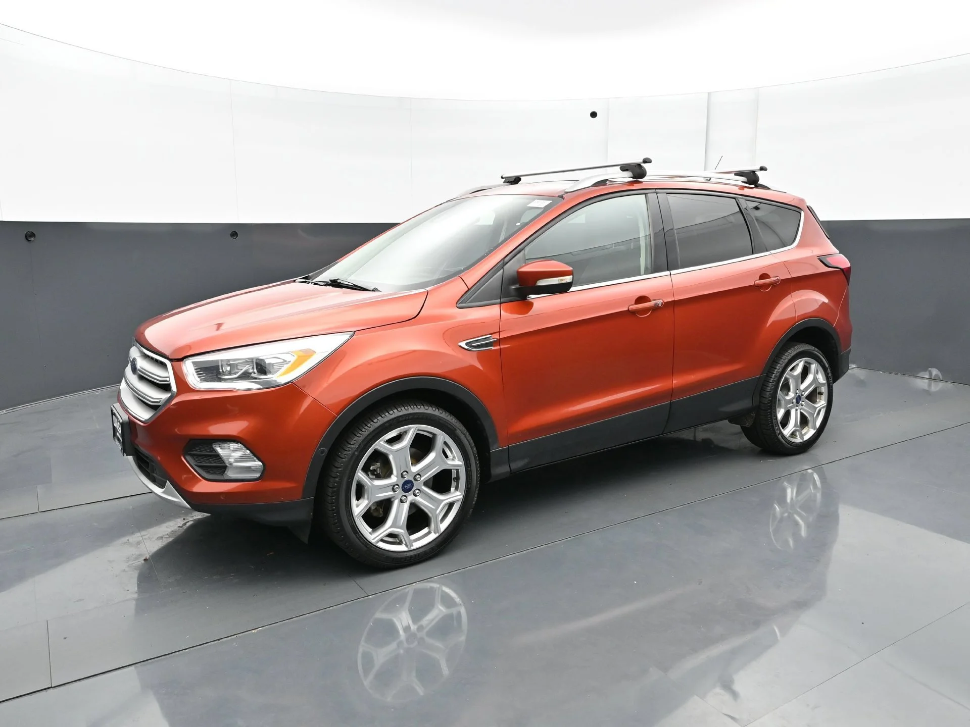 Used 2019 Ford Escape Titanium with VIN 1FMCU9J91KUB58938 for sale in Burnsville, Minnesota
