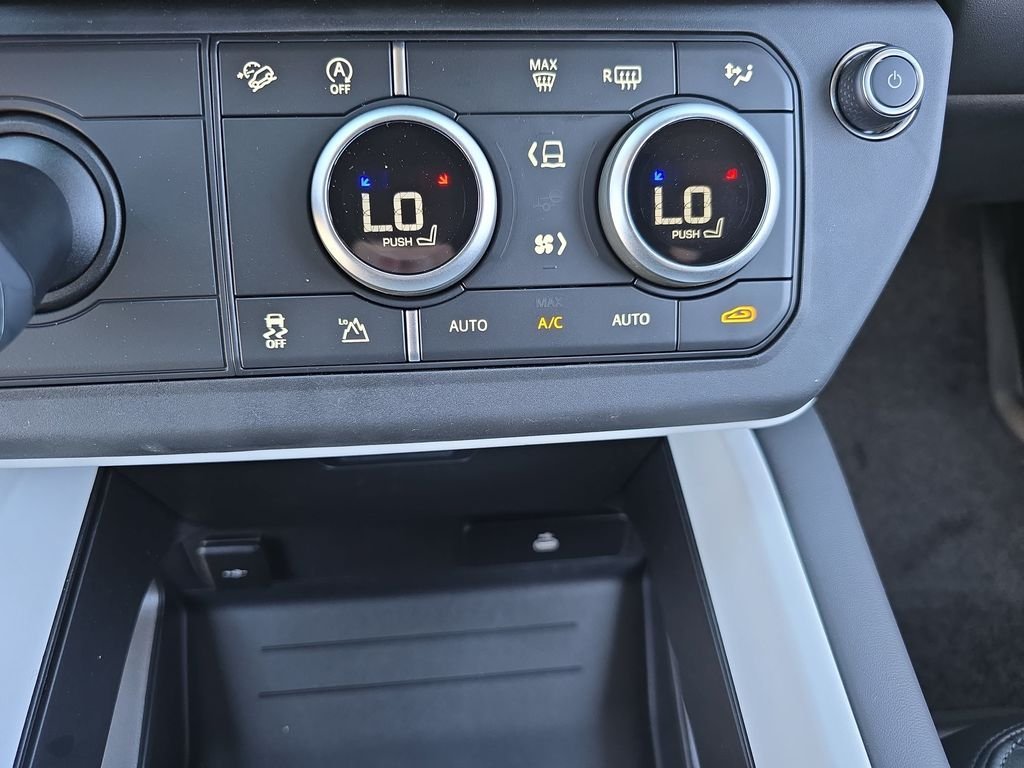 New 2026 Carpathian Grey LAND ROVER X-Dynamic SE image 24
