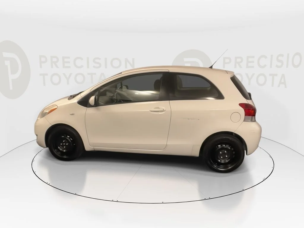 Used 2009 Polar White Toyota Base image 10