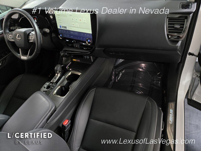Certified Used 2025 White Pearl Lexus PREMIUM image 25