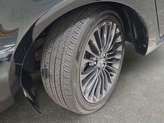 Used 2016 Black Toyota Touring image 29