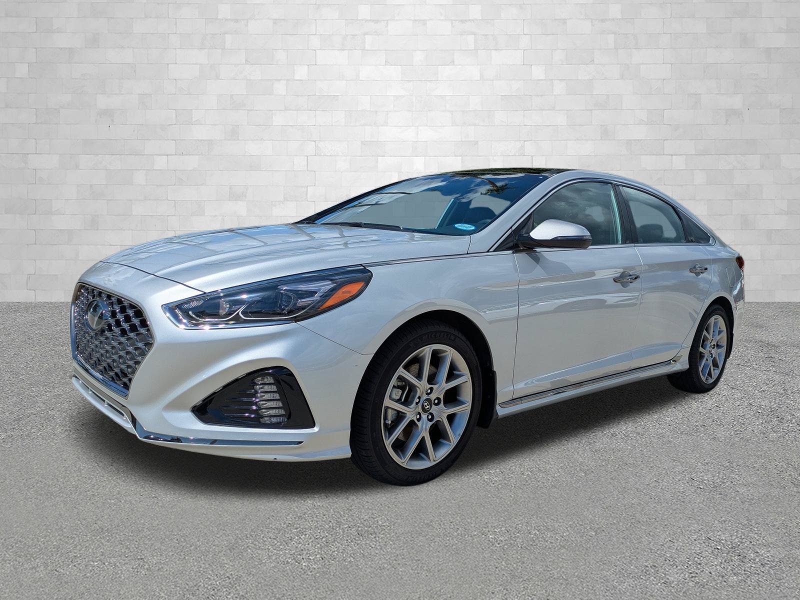 Used 2019 Symphony Silver Hyundai LIMITED image 5