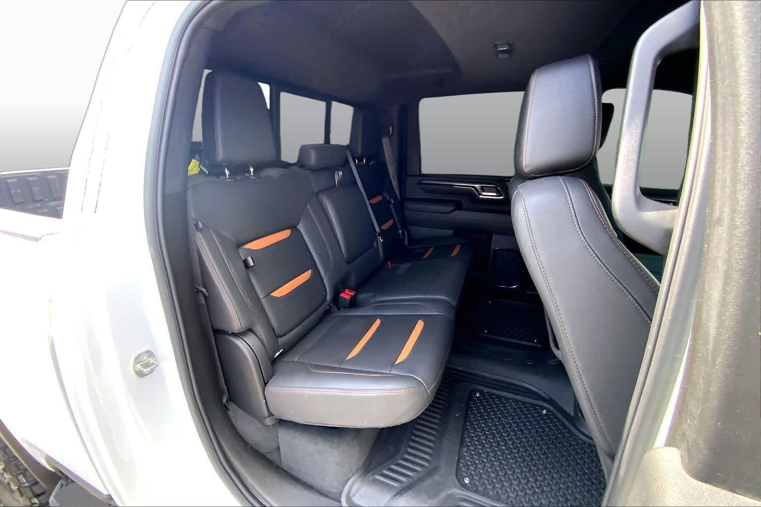 Used 2024 Summit White GMC AT4 image 20