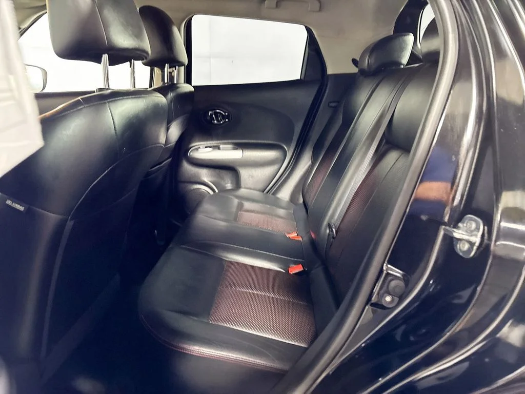Used 2015 Black Nissan SL image 20