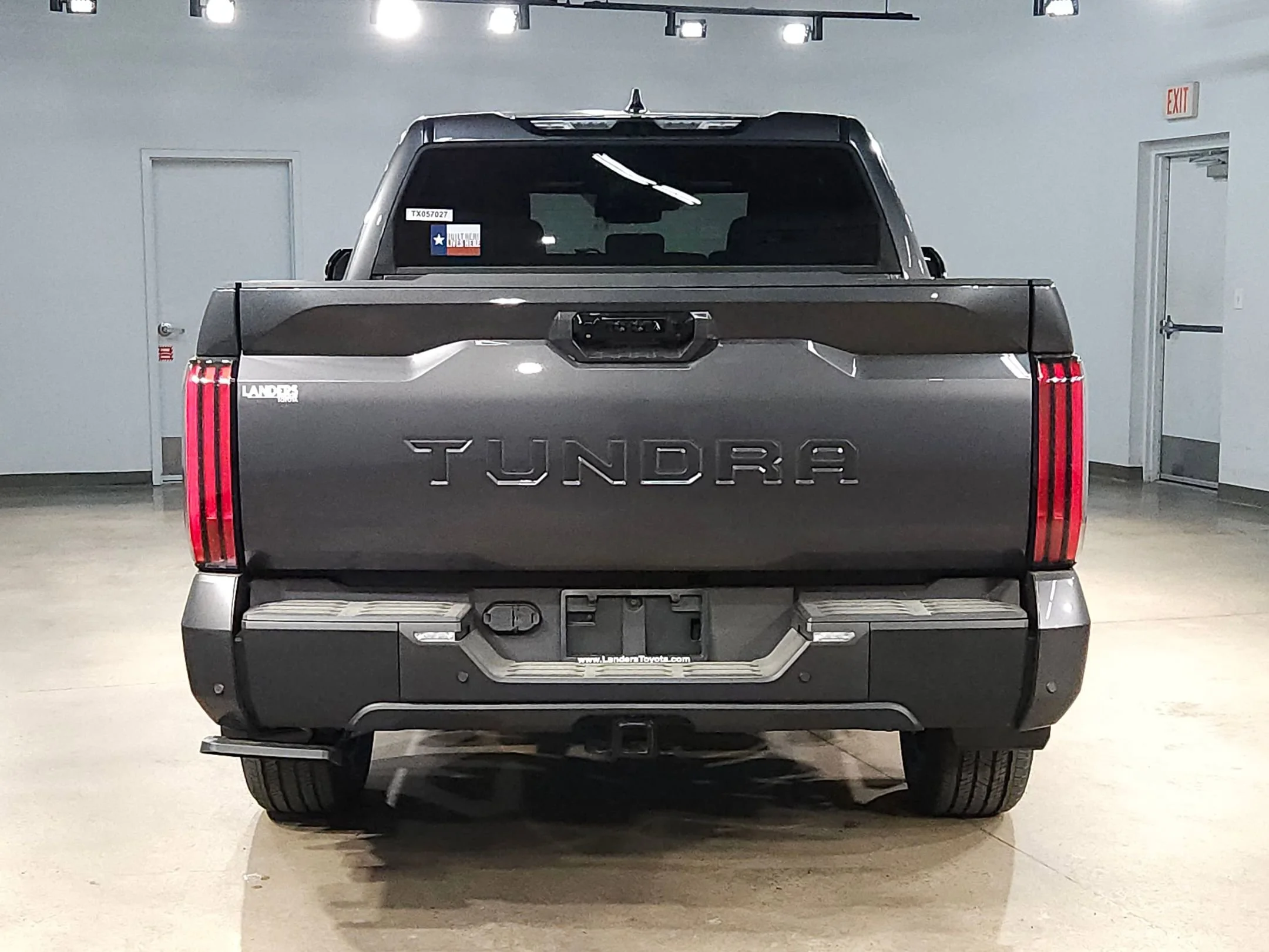 2026 Toyota Tundra Limited - Photo 6