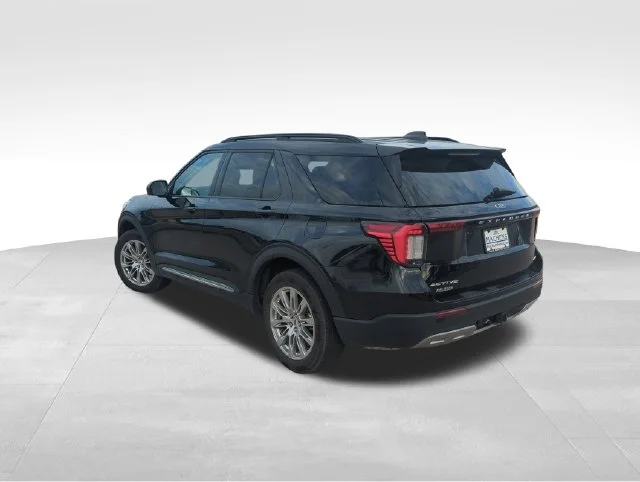 Used 2025 Black Ford Active image 4