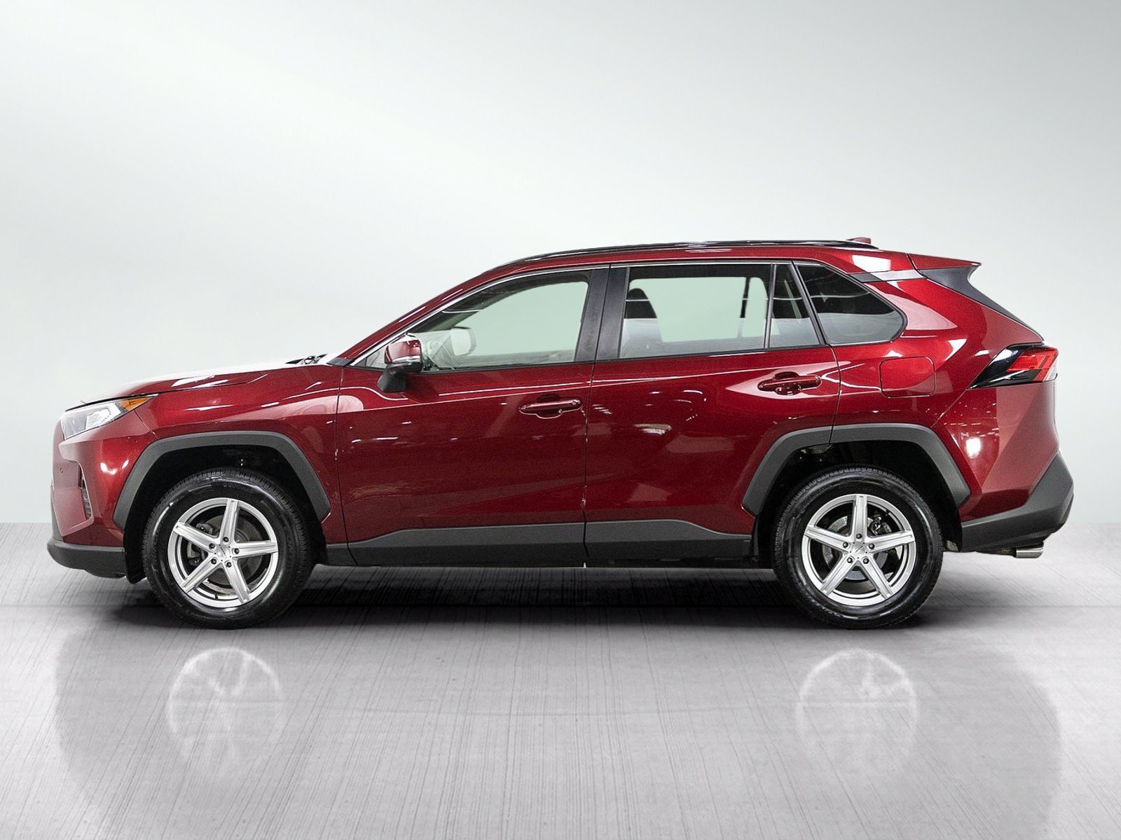 Used 2020 Toyota RAV4 XLE Premium with VIN JTMA1RFV7LD530004 for sale in Minneapolis, Minnesota
