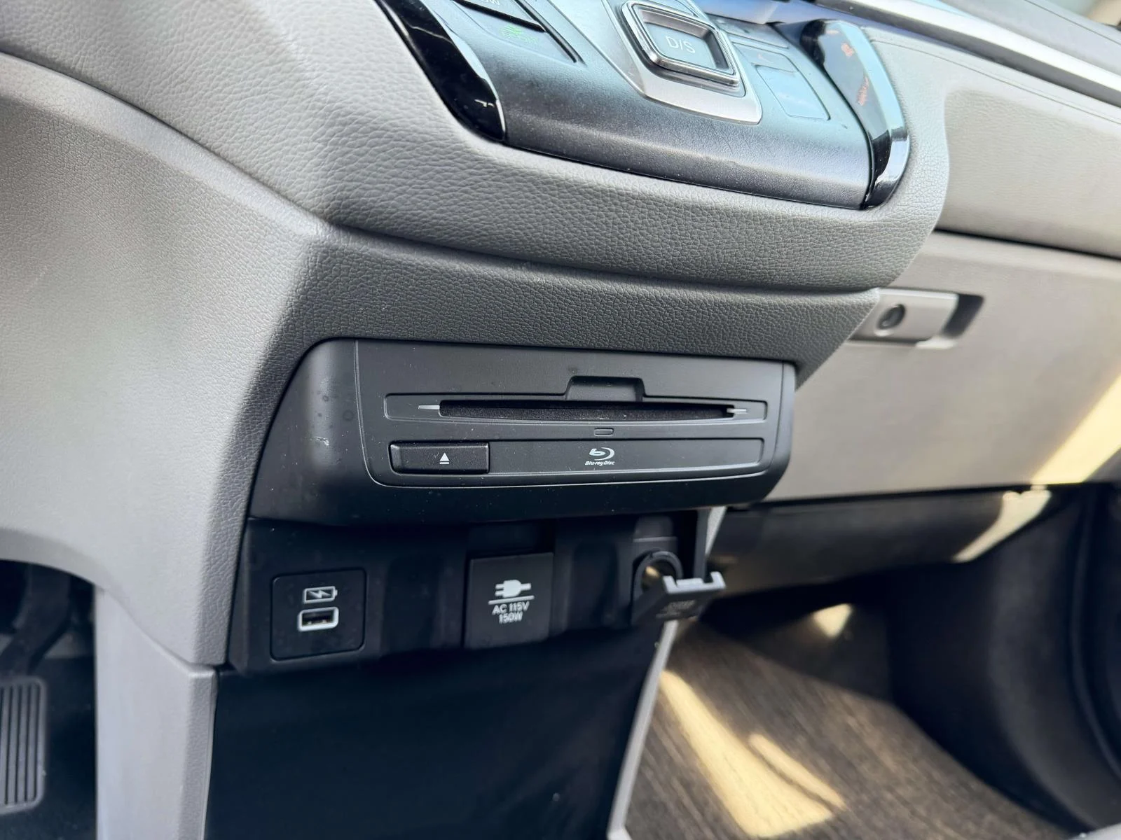 2023 Honda Odyssey Touring - Photo 32