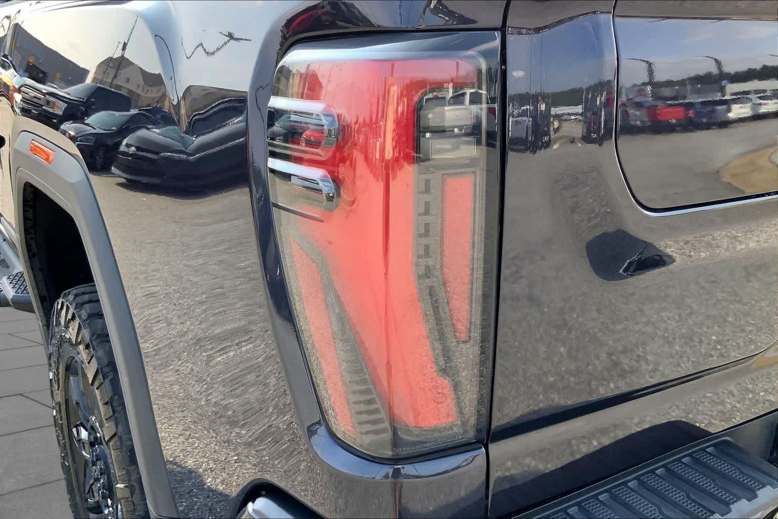 Used 2024 Titanium Rush Metallic GMC AT4 image 27