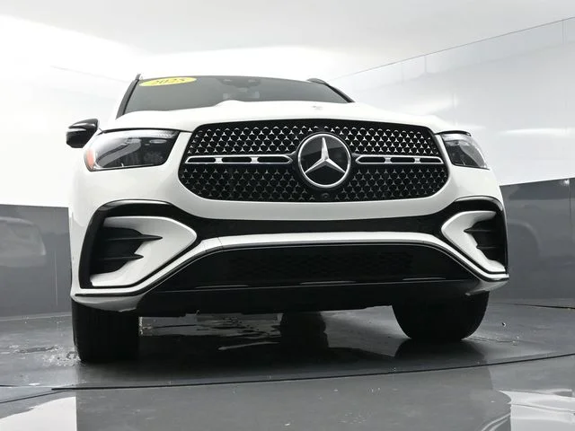 Used 2025  Mercedes-Benz GLE 450e image 36
