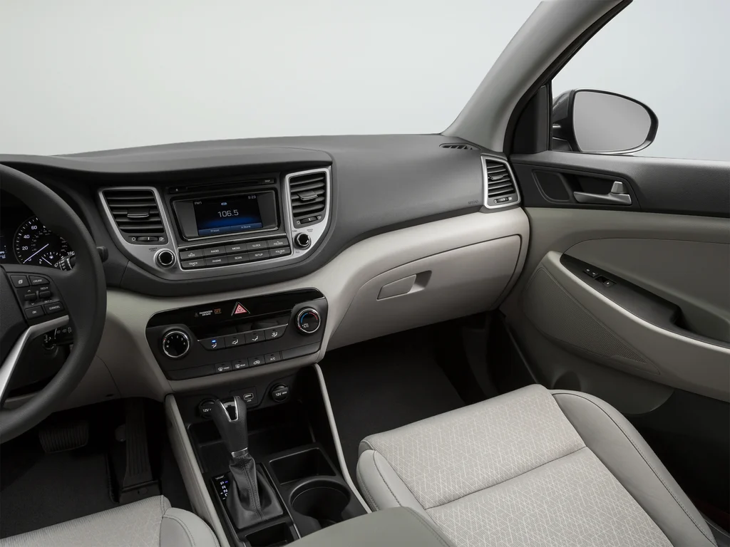 Used 2018 Gray Hyundai SEL image 49