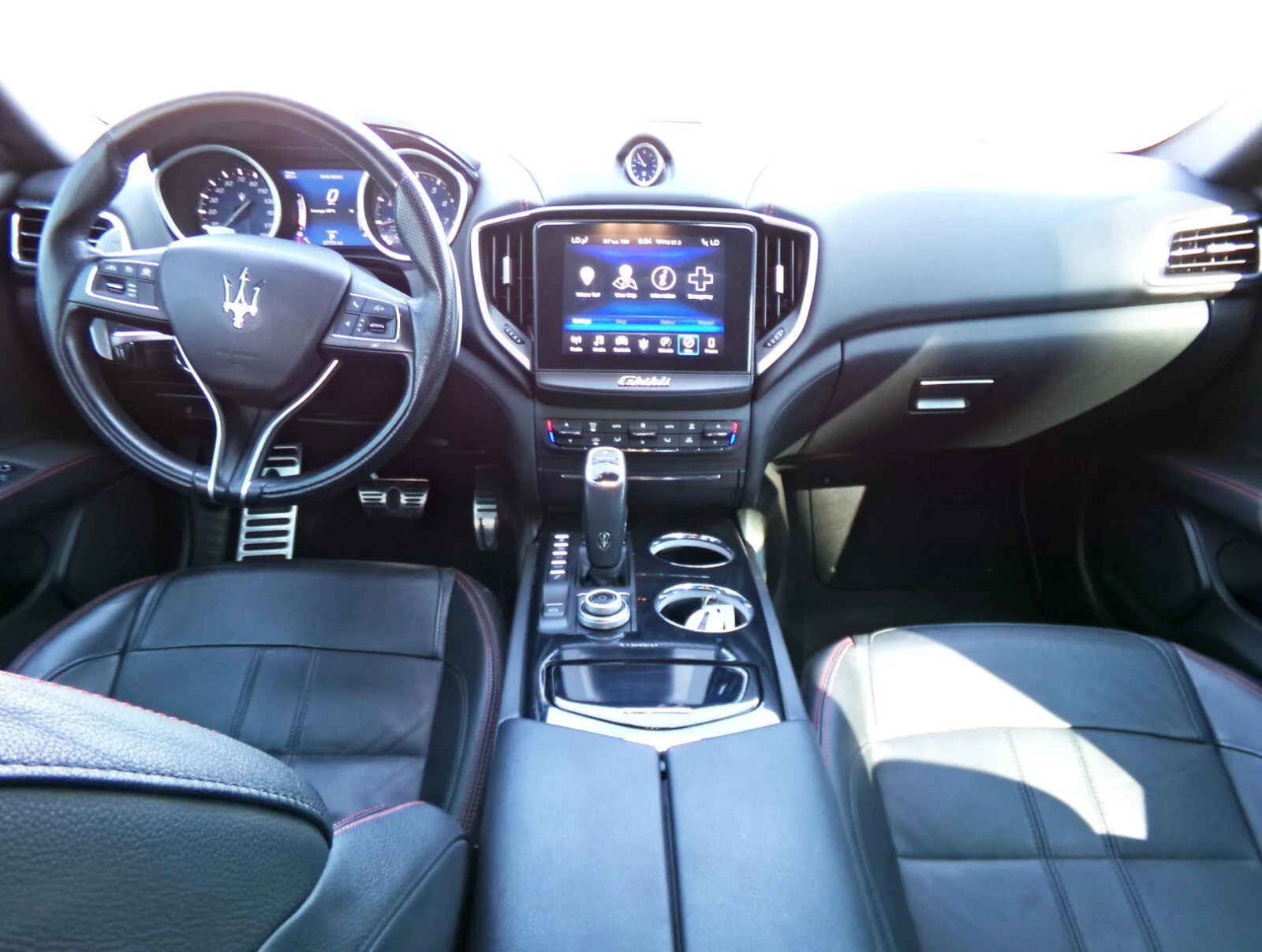 Used 2020 Nero Maserati S GranSport image 7