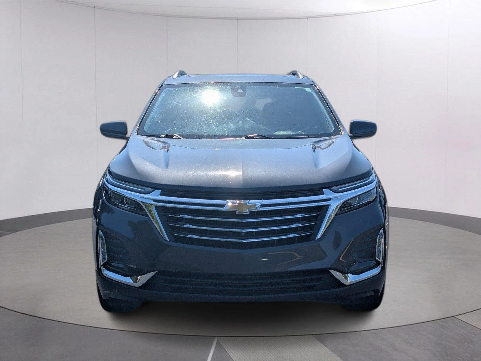Used 2022 Iron Gray Metallic Chevrolet Premier image 8