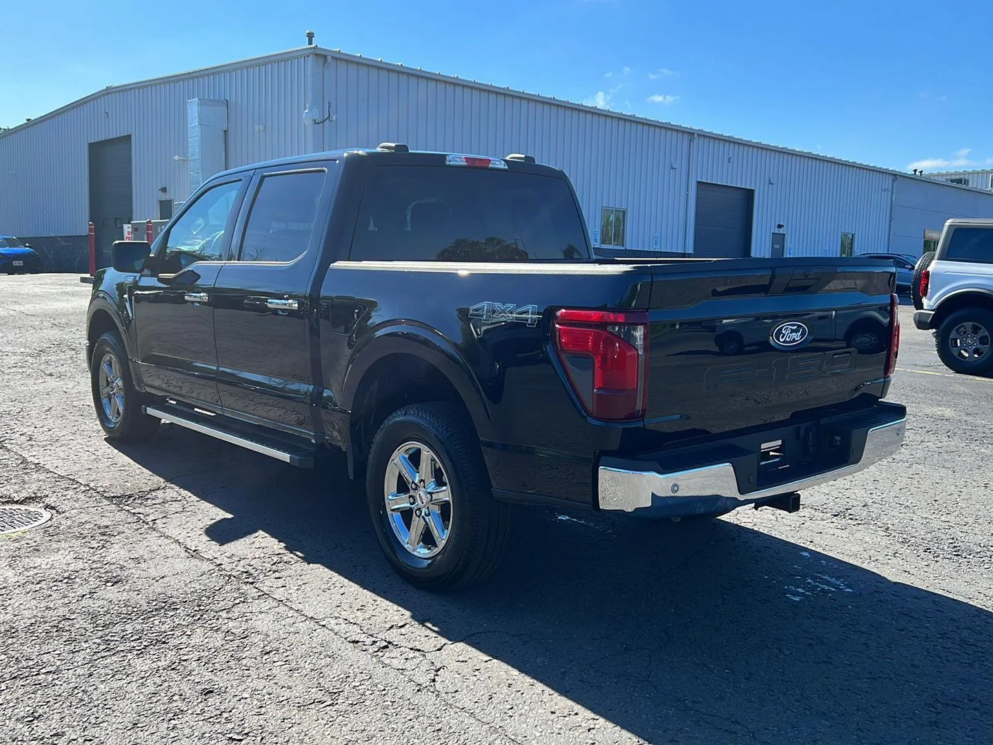 Used 2025 Agate Black Ford XLT image 3