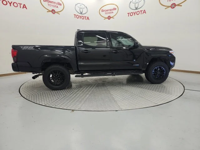 Used 2022 Black Toyota SR image 3