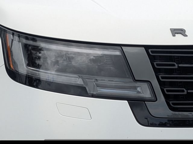 Used 2023 Fuji White Land Rover Autobiography image 10