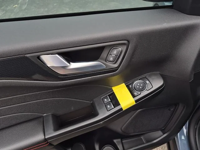 2026 Ford Escape Hybrid ST-Line Select - Photo 11