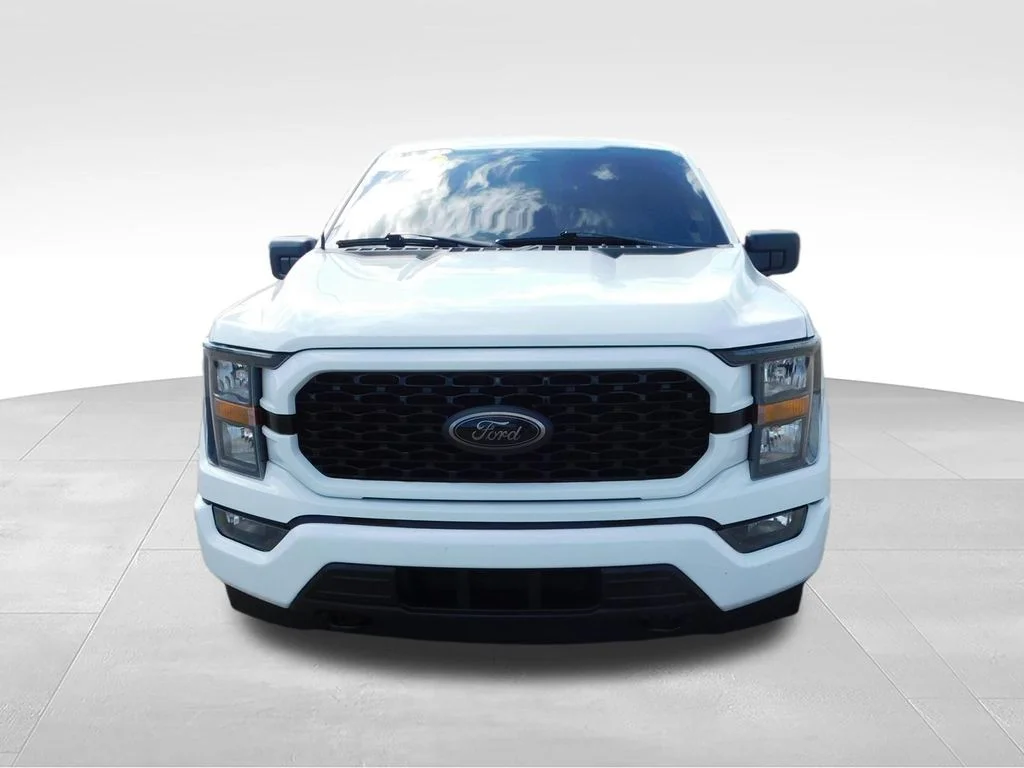 Used 2023 Oxford White Ford XLT image 14