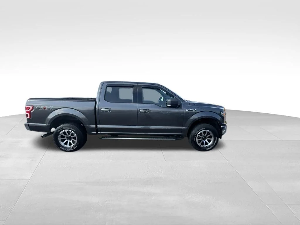 Used 2018 Gray Ford XLT image 13
