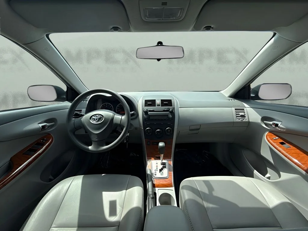 Used 2009 Gray Toyota Base image 7