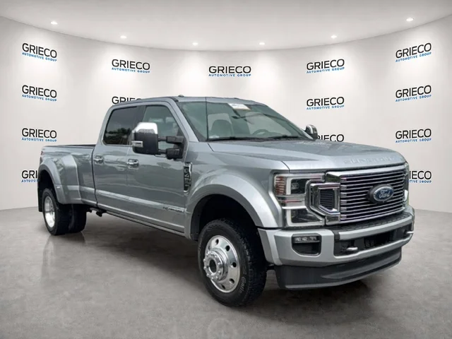 2022 Ford F-450SD Platinum