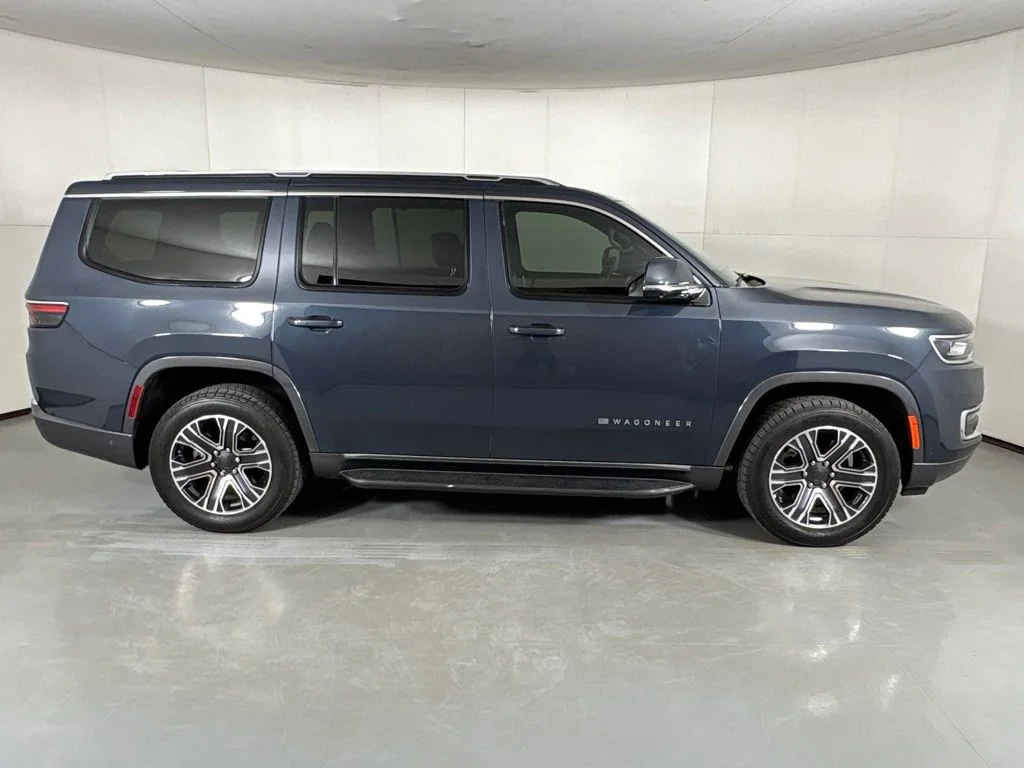 Used 2022 Gray Jeep Series III image 9